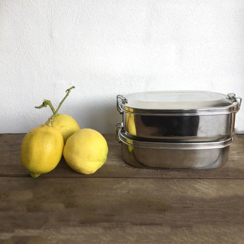 Bento Small 1 i rustfrit stål 18/8 stablet ved citroner fra Yummii Yummii