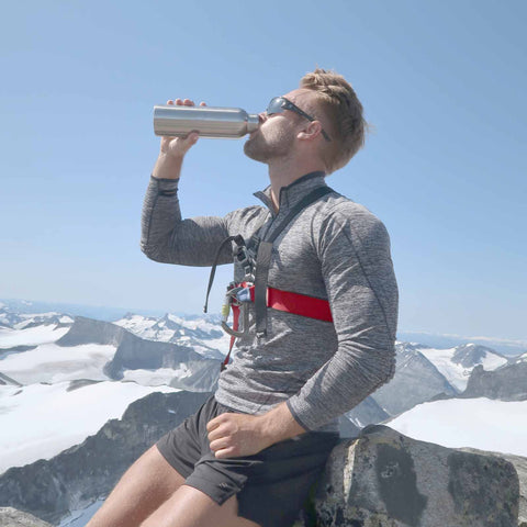 Yummii Yummii Termoflaske med sort bambus låg - 600 ml Thermo Bottles Stainless Steel 18/8