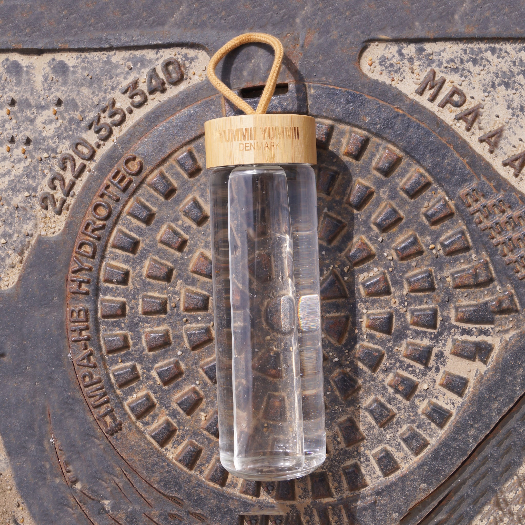 Yummii Yummii Glass Bottle 600 ml - Natural Glass Bottles Borosilicate Glass